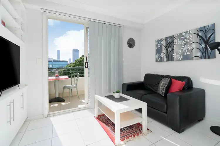 Fifth view of Homely unit listing, 16/23 Edmondstone Street, South Brisbane QLD 4101