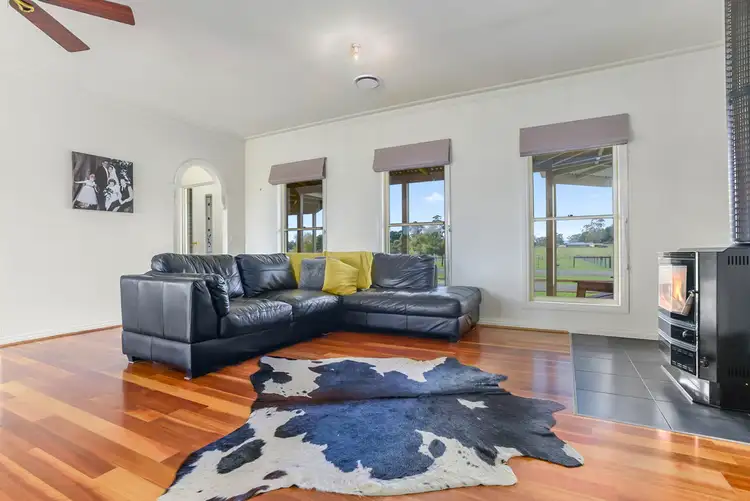Fifth view of Homely house listing, 39 Campbells Court, Kyneton VIC 3444