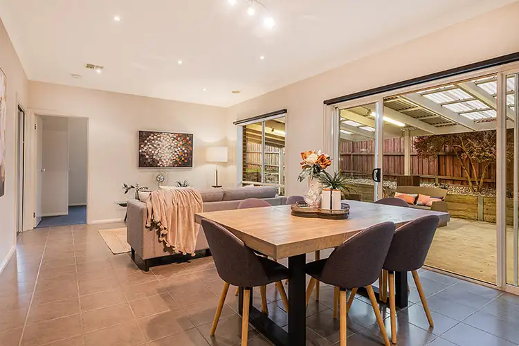 Fifth view of Homely house listing, 34 Olivebank Crescent, Cranbourne North VIC 3977