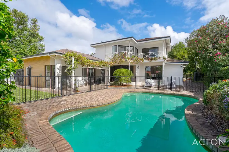 32 Thomas Street, Nedlands WA 6009