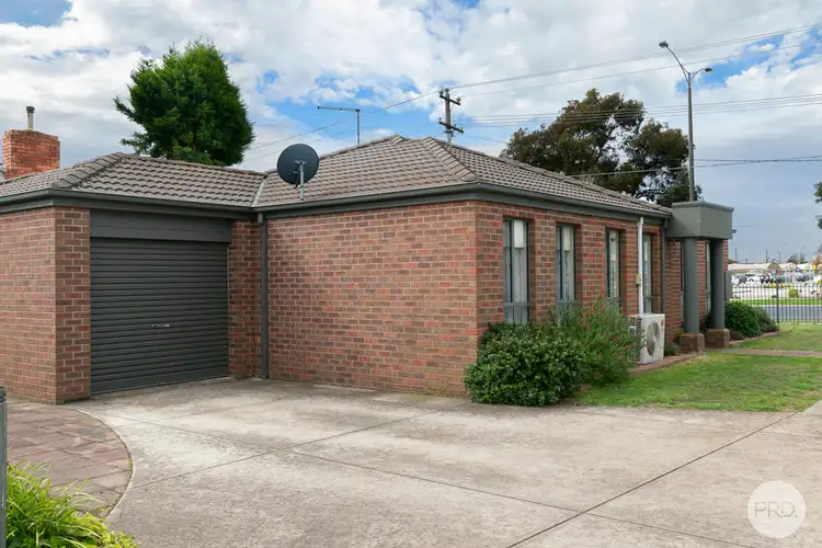 Main view of Homely unit listing, Unit 1/343 Gillies Street North, Wendouree VIC 3355