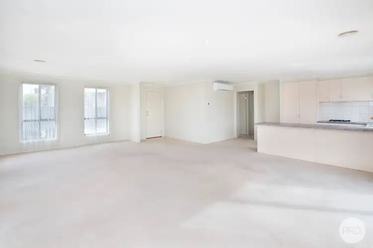 Fifth view of Homely unit listing, Unit 1/343 Gillies Street North, Wendouree VIC 3355