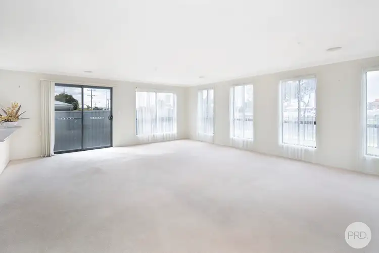 Seventh view of Homely unit listing, Unit 1/343 Gillies Street North, Wendouree VIC 3355