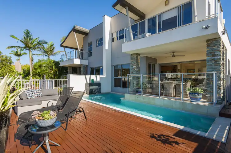 Third view of Homely semi-detached listing, 1/5 Sophia Avenue, Biggera Waters QLD 4216