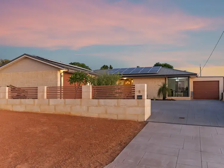 8 Bladon Way, Swan View WA 6056