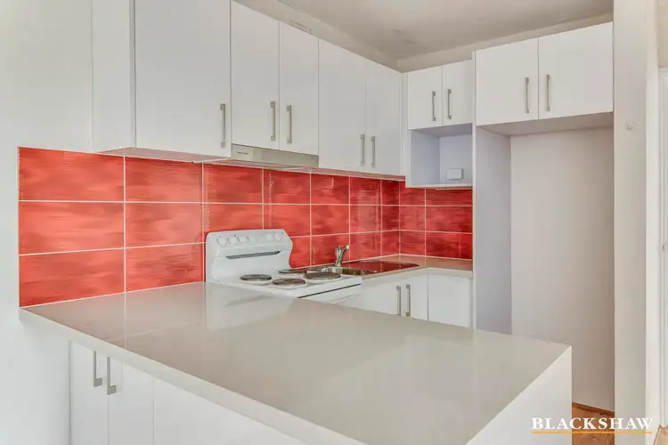 1/92 Hodgson Crescent, Pearce ACT 2607