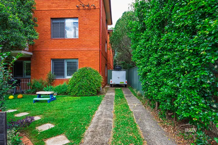 Fifth view of Homely unit listing, 2/27 Pile Street, Marrickville NSW 2204