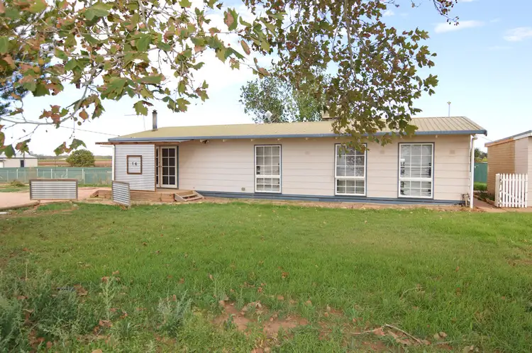 16 Cowanna Avenue, Merbein South VIC 3505