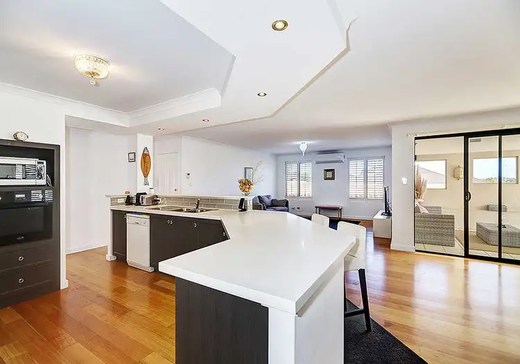 Sixth view of Homely house listing, 52 Sinagra Way, Yangebup WA 6164