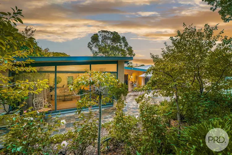 24 Plumpton Road, Kooringal NSW 2650