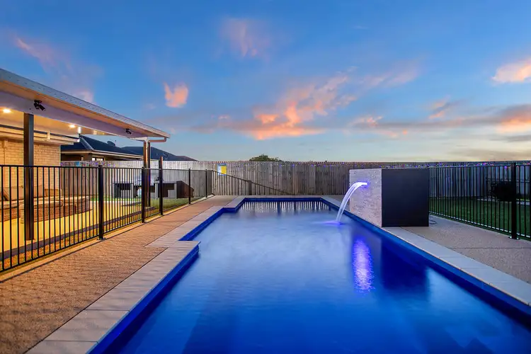 9 Lyam Place, Eimeo QLD 4740
