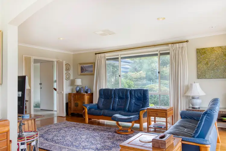 Sixth view of Homely house listing, 5 Bertel Place, Chapman ACT 2611