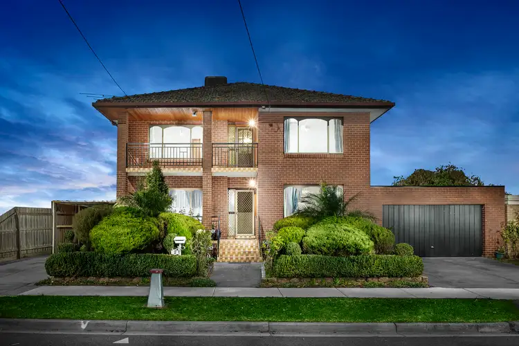 2 Calypso Court, Forest Hill VIC 3131