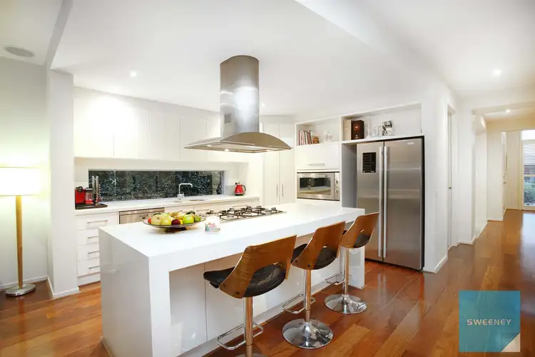 Seventh view of Homely house listing, 10 Glen Drouitt Drive, Caroline Springs VIC 3023