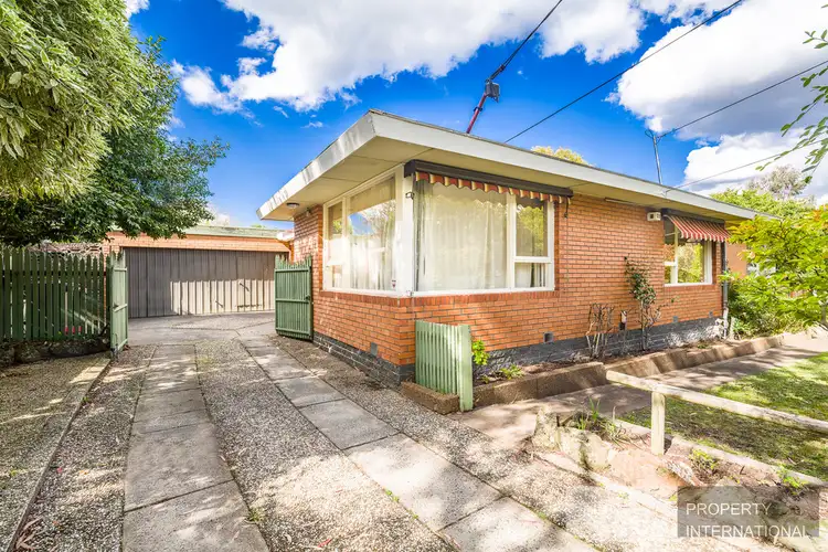 32 Belmont Road, Glen Waverley VIC 3150