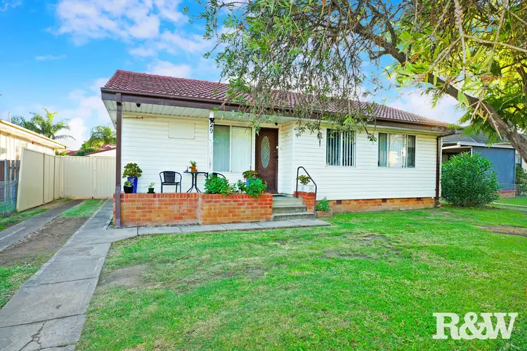 29 Catherine Crescent, Rooty Hill NSW 2766