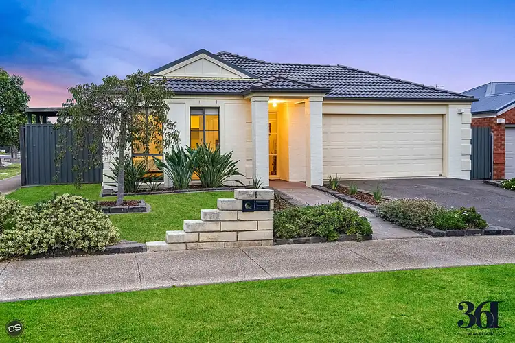 1 Insley Way, Caroline Springs VIC 3023