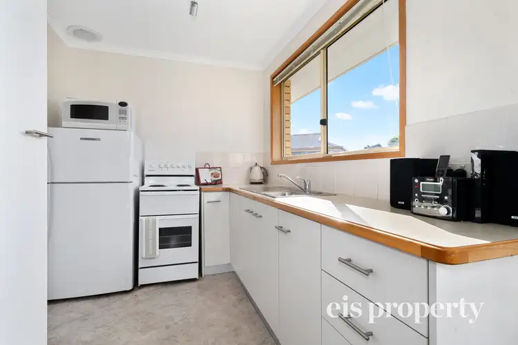 Fifth view of Homely villa listing, 2/7 Horsham Road, Oakdowns TAS 7019