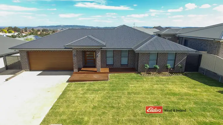 17 Cheviot Drive, Kelso NSW 2795