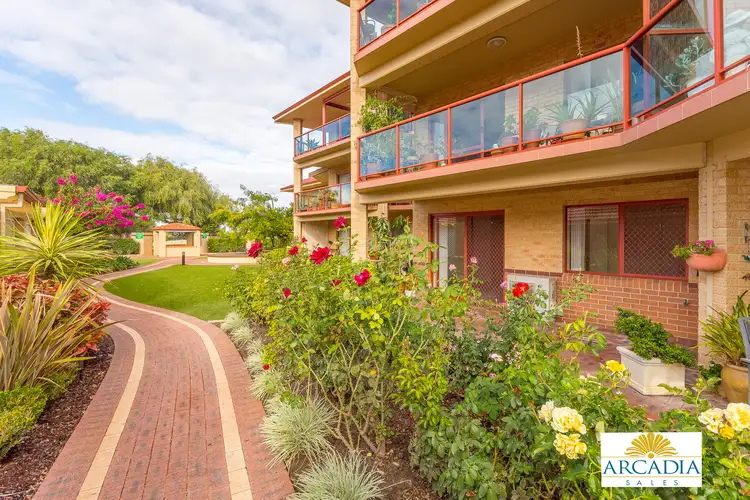 15 / 153 Stock Road, Bicton WA 6157
