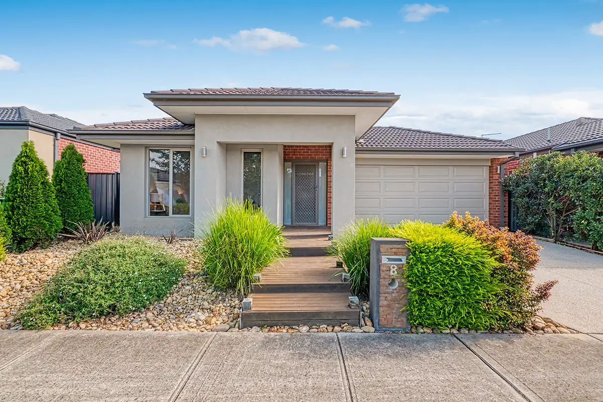 Main view of Homely house listing, 8 Lusitano Way, Clyde North VIC 3978