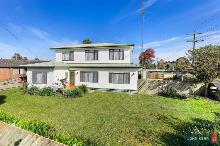 8 Jubilee Street, Moe VIC 3825