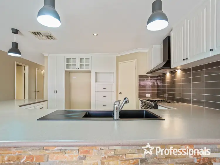 Fourth view of Homely house listing, 2 Pridmore Place, Bedfordale WA 6112