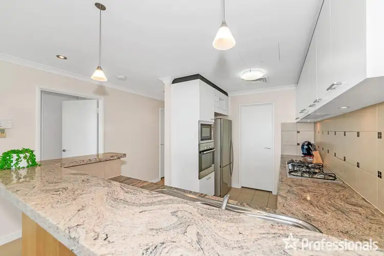 Sixth view of Homely apartment listing, 18/17 Rockingham Beach Road, Rockingham WA 6168