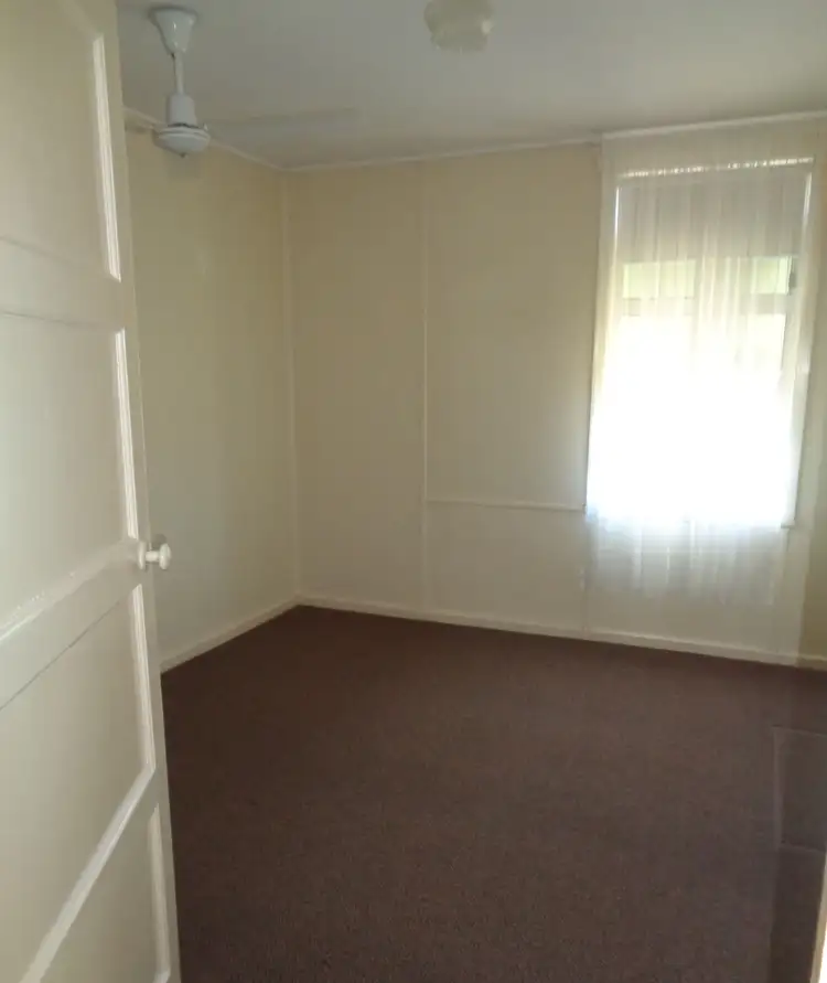 Fifth view of Homely house listing, 3 Flinders Court, Tumut NSW 2720