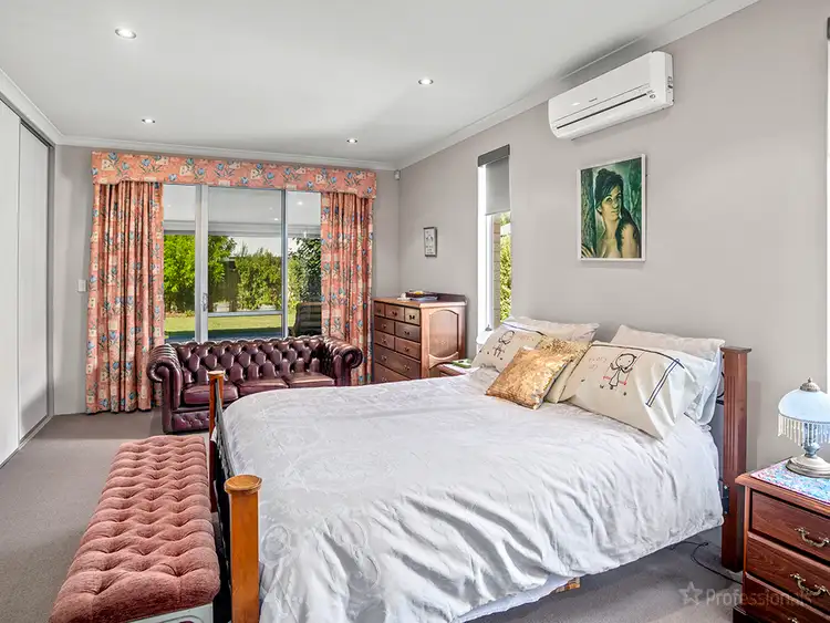 Seventh view of Homely house listing, 10 Marsupial Bend, Broadwater WA 6280