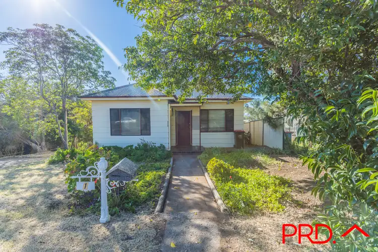 Main view of Homely house listing, 1 Hilton Street, Tamworth NSW 2340
