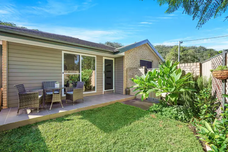 1/27 Memorial Avenue, Blackwall NSW 2256