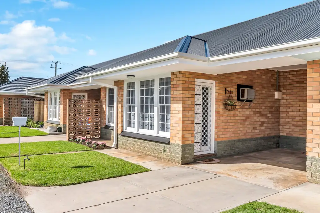 Main view of Homely unit listing, 4a/4-6 Penzance Street, Glenelg SA 5045
