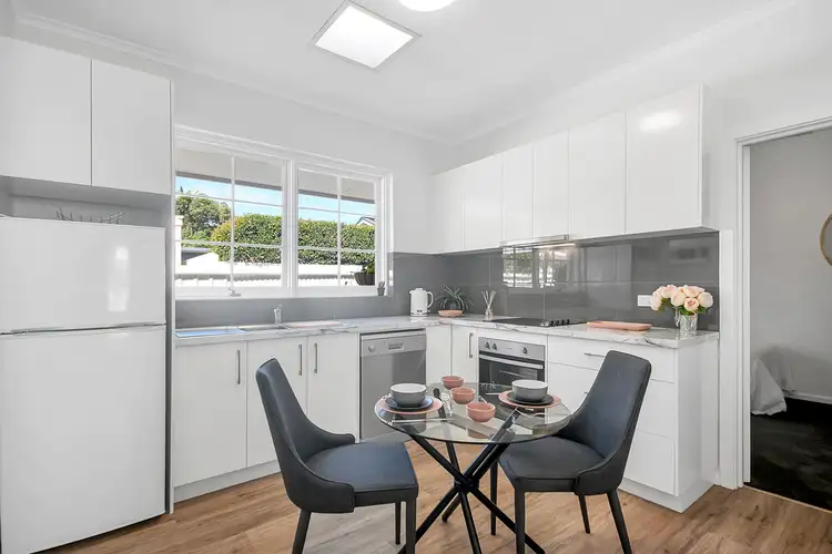 Fifth view of Homely unit listing, 4a/4-6 Penzance Street, Glenelg SA 5045