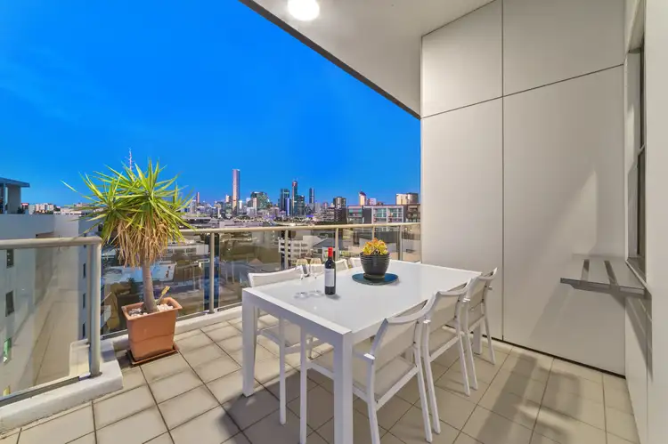 1103/18 Manning Street, Milton QLD 4064
