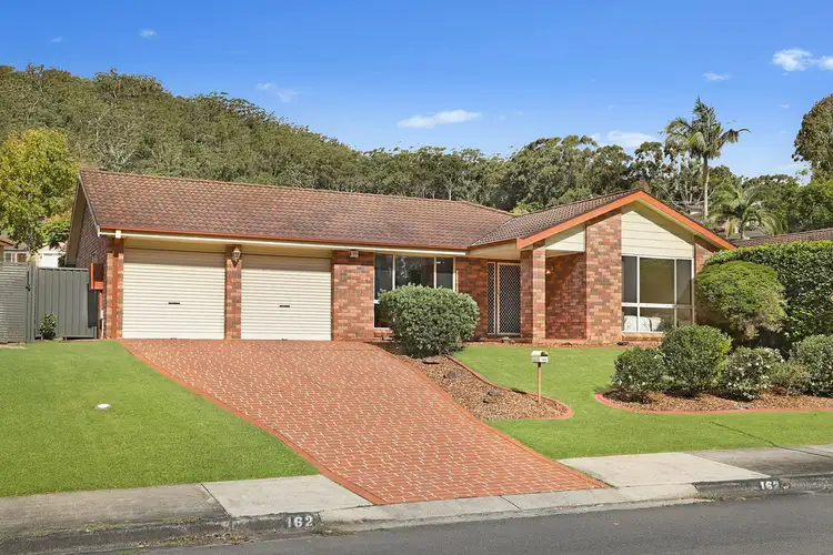 162 Avoca Drive, Green Point NSW 2251