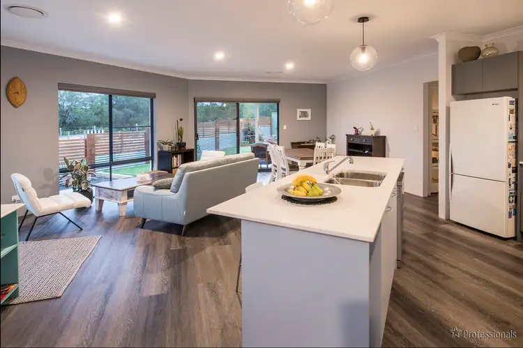 Fifth view of Homely house listing, 8 Keen Chase, Dunsborough WA 6281