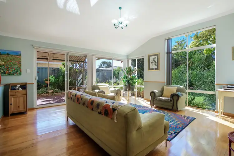 10 Sheathbill Court, Safety Bay WA 6169