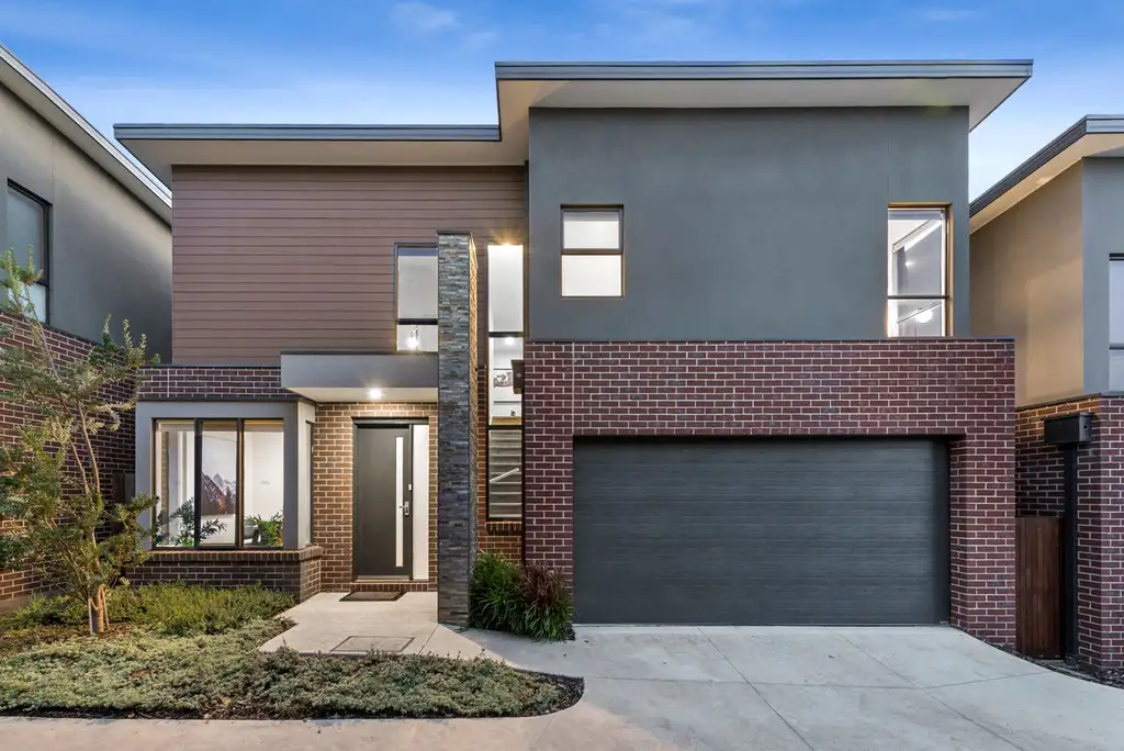 Main view of Homely unit listing, 2/20 Bambury Street, Boronia VIC 3155