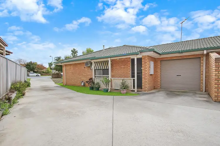 Second view of Homely house listing, 1/8 Emery Court, Wodonga VIC 3690