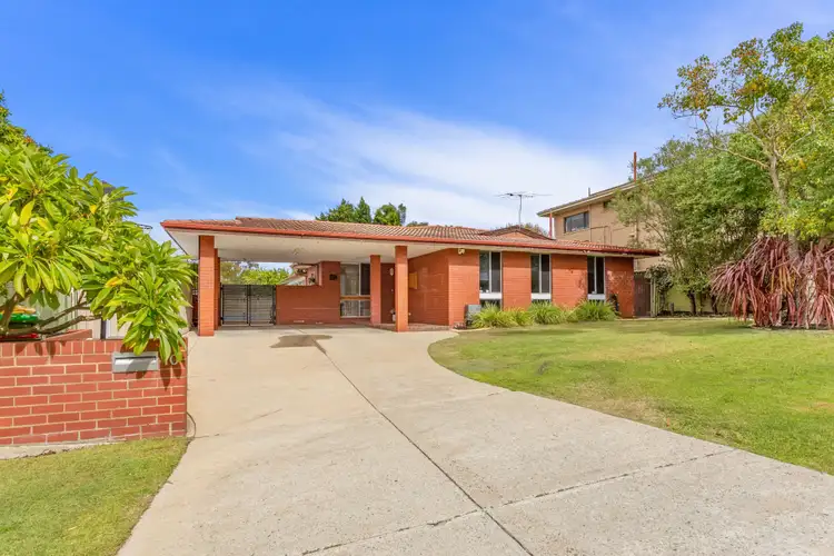 10 Campion Cres, Attadale WA 6156