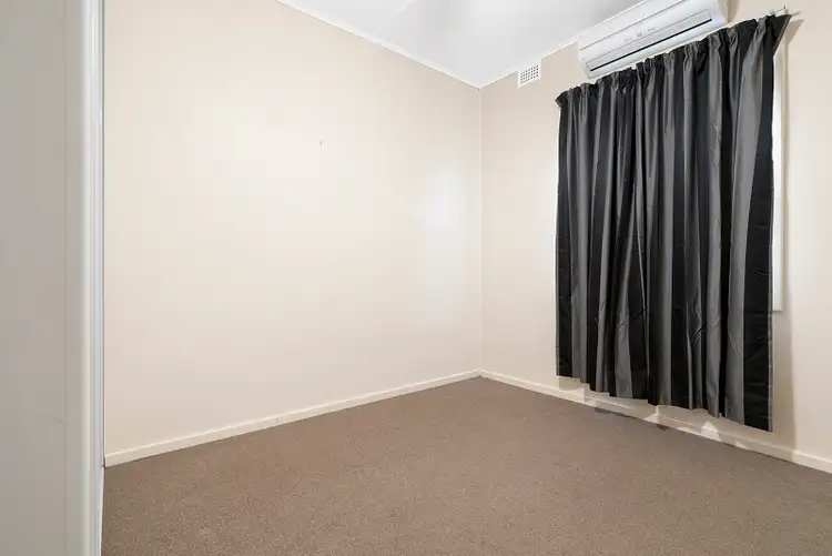 Fifth view of Homely house listing, 4 Nicol Crescent, Waikerie SA 5330