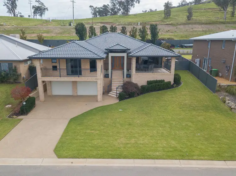 Main view of Homely house listing, 10 Wintersun Parade, Bandiana VIC 3691