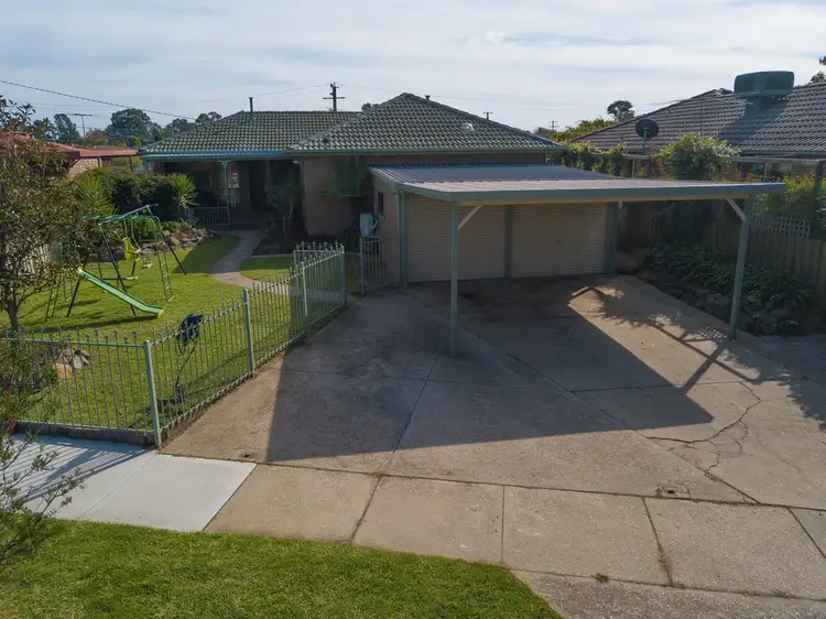 Second view of Homely house listing, 11 Nicole Crescent, Wodonga VIC 3690