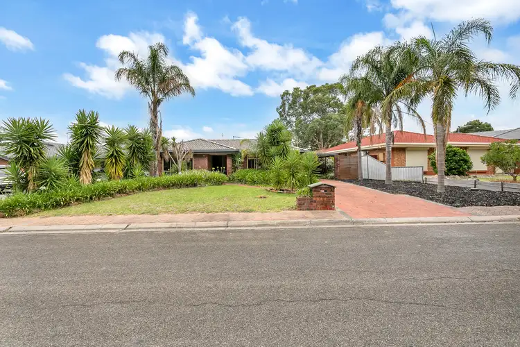 30 Delta Crescent, Aberfoyle Park SA 5159
