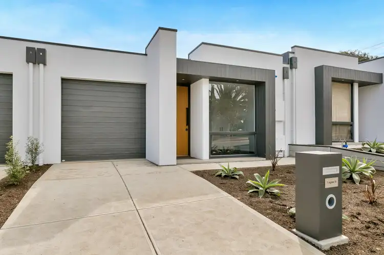 7 Agnes Street, Christie Downs SA 5164