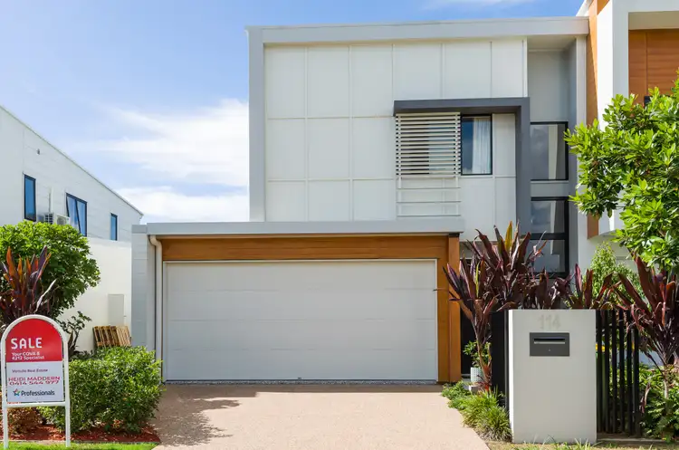 114 North Quay Circuit, Hope Island QLD 4212