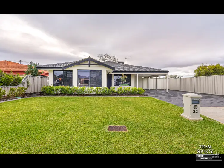 22 Ursuline Vista, Queens Park WA 6107