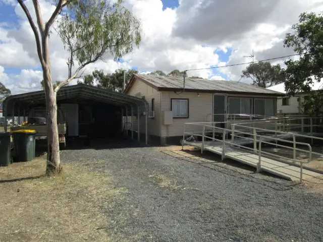 27 SARA STREET, Meandarra QLD 4422