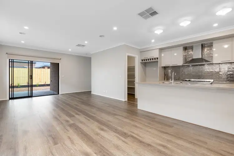 Fourth view of Homely house listing, 32 Sadie Avenue, Thornhill Park VIC 3335